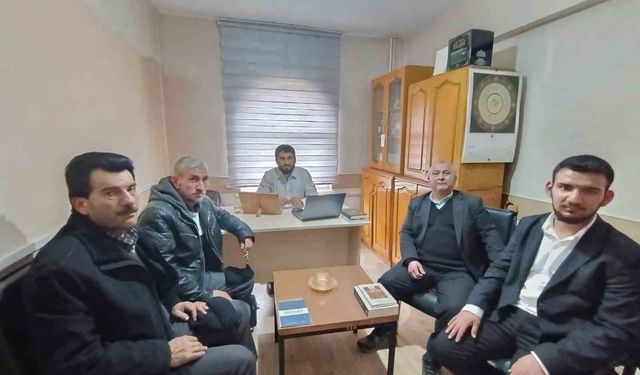 Seyitgazi'de din görevlilerinden 'Kitap Oku-Yorum' buluşması