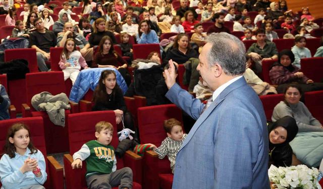 Talas'ta karne sevinci tiyatroyla taçlandı