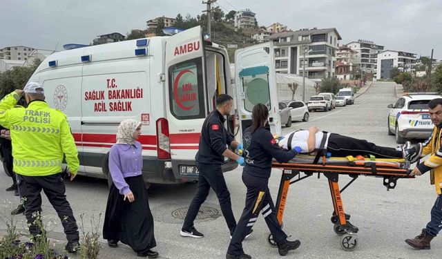 Yaralıya ilk müdahale tesadüfen olay yerinden geçen acil doktorundan