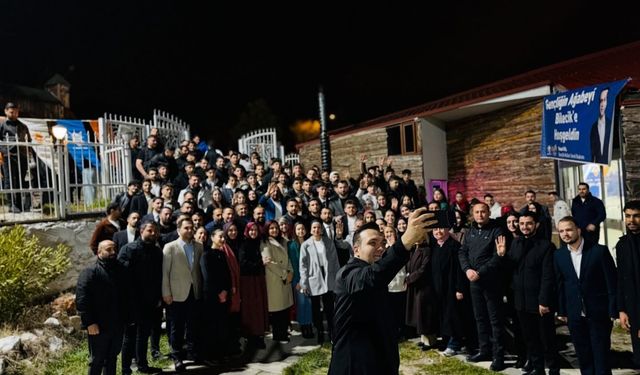 AK Parti Gençlik Kolları Genel Başkanı Yusuf İbiş Bilecik'te gençlerle buluştu