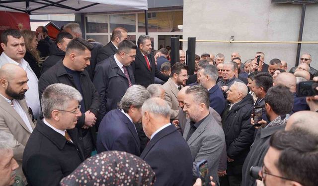 AK Parti Kayseri'de bayramlaştı