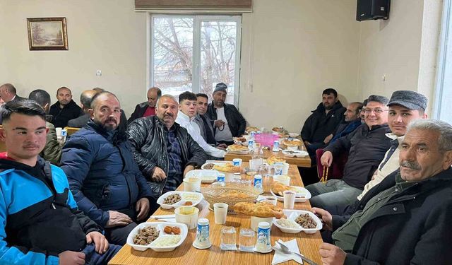Akyakalılar iftar sofrasında buluştu