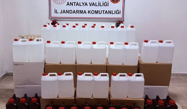 Antalya'da 500 litre kaçak etil alkol ele geçirildi