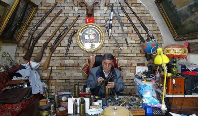 Antikacılardan antika tutkunlarına uyarı: 'Her eski antika değil'