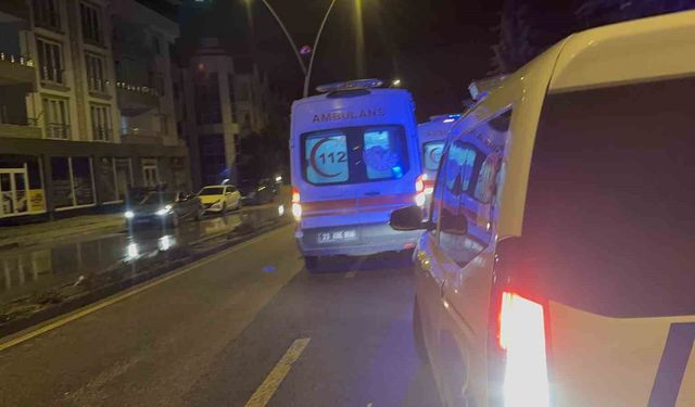 Asansörde mahsur kaldılar, eve gelince hastanelik oldular