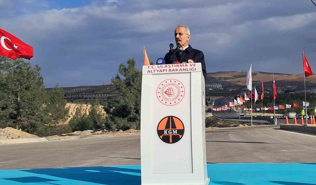Bakan Uraloğlu: 'Kilis'in ulaşım ve iletişim altyapısına 24 yılda yaklaşık 9,3 milyar lira yatırım gerçekleştirdik'