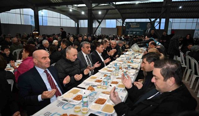 Başkan Akın, Balyalılar ile iftarın bereketini paylaştı
