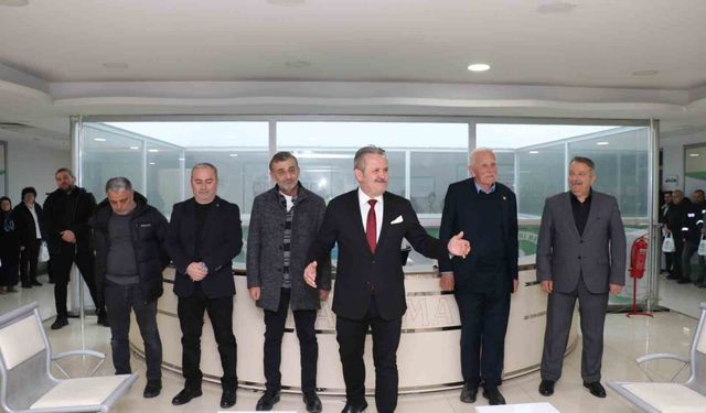 Başkan Koloğlu ilk belediye personelleri ile bayramlaştı