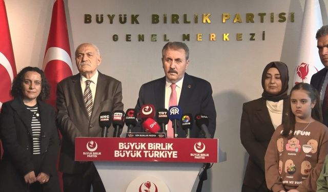 BBP Genel Başkanı Destici, partililer ve vatandaşlar ile bayramlaştı