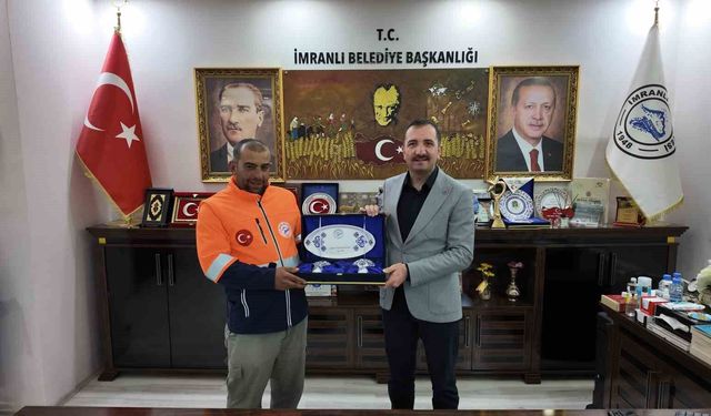 Belediye personeli haraketliyle yürekleri ısıttı