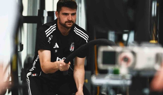 Beşiktaş, salonda çalıştı
