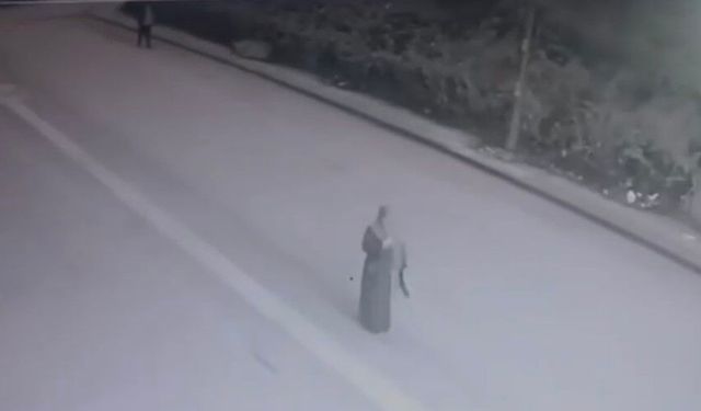 Bursa'da kapkaç anı kamerada 18 suç kaydı bulunan zanlı tutuklandı