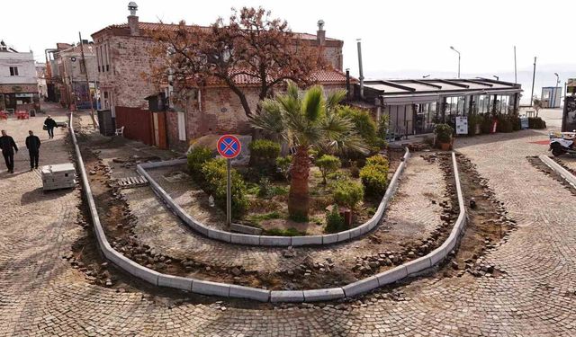 Cunda'da, araç trafiği ve yaya ulaşımına düzenleme