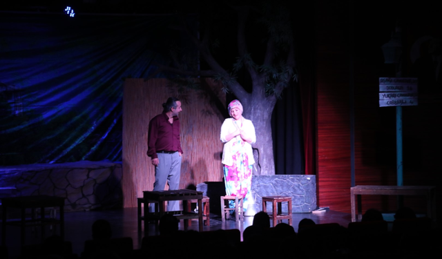 Dünya Tiyatrolar Günü 'Komşu Köyün Delisi' ile kutlandı