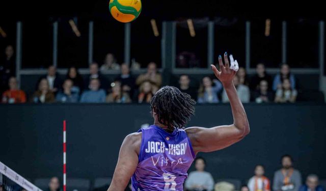 Eczacıbaşı Dynavit, Rzeszow'u mağlup etti