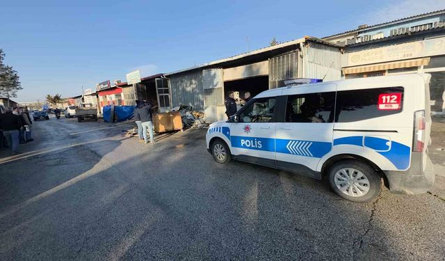 Edirne Sanayi Sitesi'ndeki korkutan yangındaki hasarın boyutu gün ağarınca ortaya çıktı