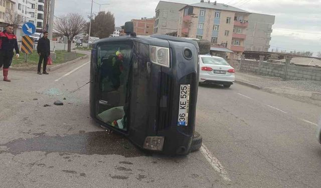 Iğdır'da iki araç çarpıştı: 2 yaralı