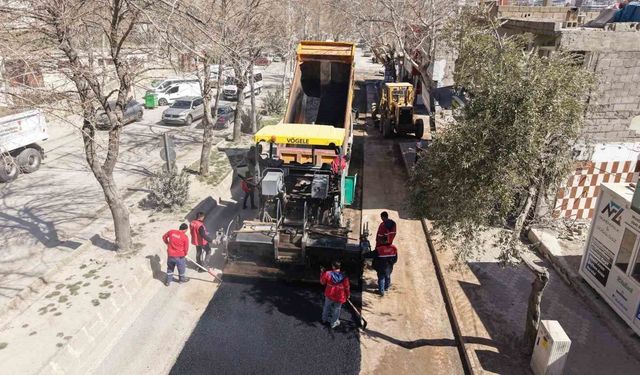 Kahramanmaraş'ta cadde ve sokaklar asfaltlanıyor