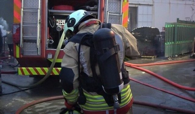 Kahramanmaraş'ta yangına müdahale eden itfaiye eri darbedildi