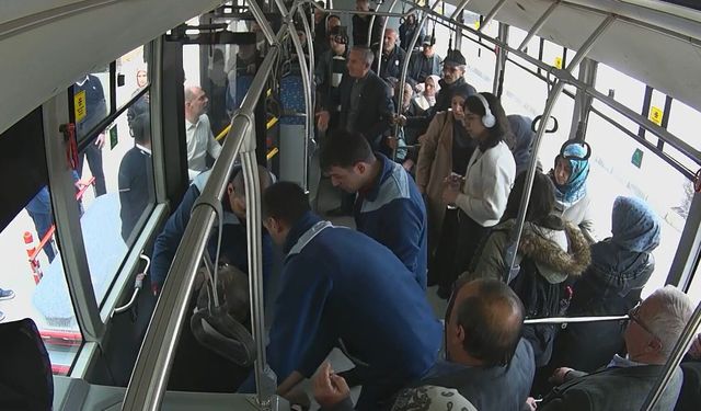 Kalp krizi geçiren yolcuyu hastaneye yetiştiren kahraman şoför konuştu: 'Otobüsümüze binen her yolcu bize emanet'