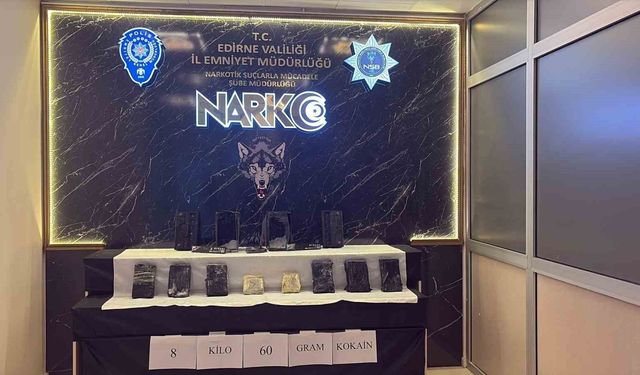 Kapıkule'de araçtaki gizli bölmede 8 kilo 60 gram kokain ele geçirildi