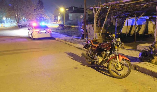 Karaman'da polis ve motosikletli arasında yaşanan kovalamaca film sahnelerini aratmadı