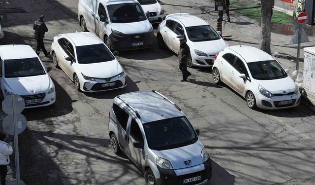 Kars'ta trafiğe kayıtlı araç sayısı 55 bin 158'e ulaştı