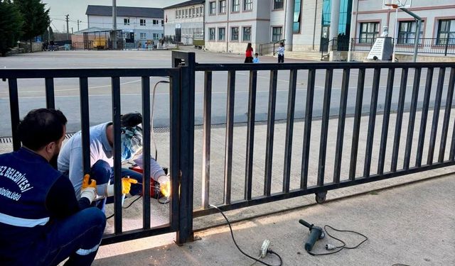 Körfez'de eğitim kurumlarına destek sürüyor