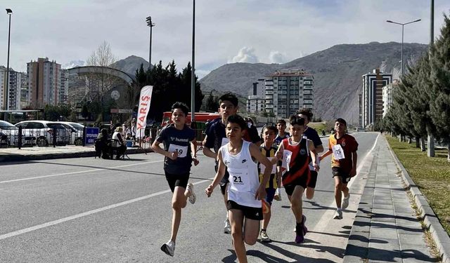 Kros Ligi'nde Spor A.Ş'den önemli dereceler