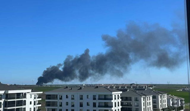 Lüleburgaz'da geri dönüşüm tesisinde yangın