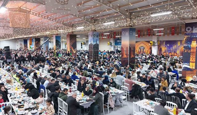 Mardin'de 7 bin kişi kardeşlik iftarında buluştu