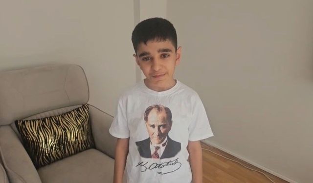 Otizmli Ali İsmail, İstiklal Marşı'nın 10 kıtasını ezbere okudu