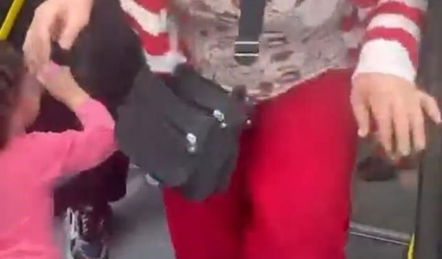 Otobüste kadınlar yer kavgasında şoförün kolunu ısırdı