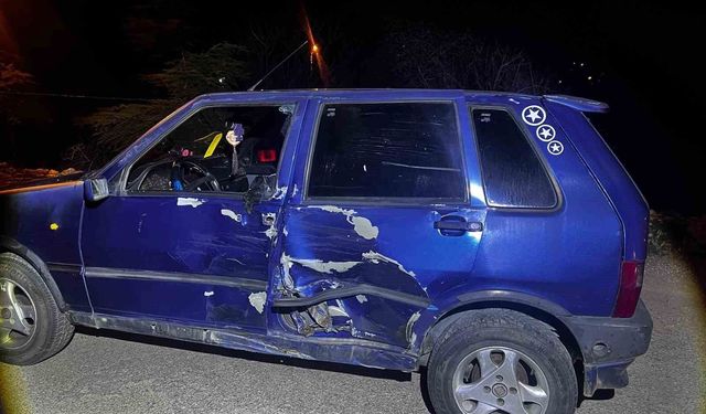 Otomobilin motosikletle çarpıştığı kazada 2 kişi yaralandı