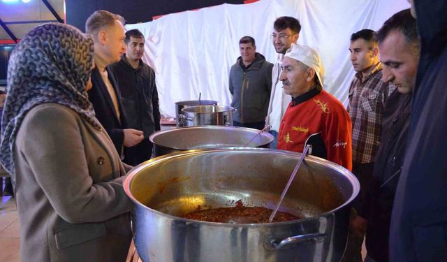 Ramazan'da devletin şefkat eli: Bulanık'ta 27 bin kişiye sıcak yemek ulaştırıldı