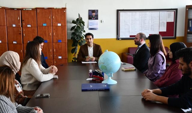 Sarıkamış Kaymakamı Enis Aslantatar, 'Öğrencilerimiz bizim için çok kıymetli'