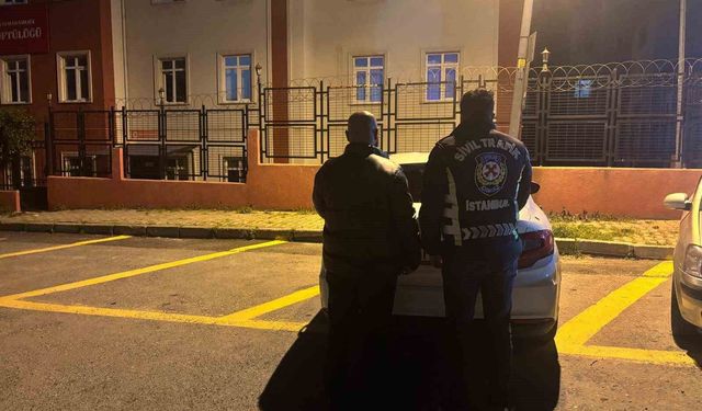 Trafikte saldırı kamerada