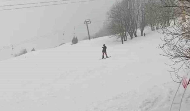 Uludağ'da Mart sonunda kar sürprizi