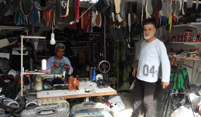 48 yıllık usta çalışma azmiyle gençlere örnek oluyor