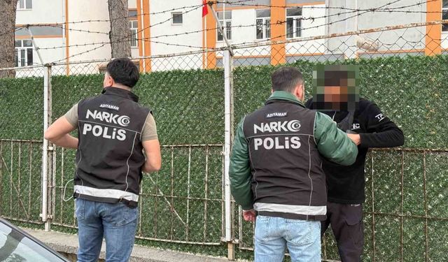 Adıyaman'daki okul önlerinde sıkı denetim