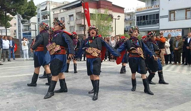 Atatürk'ün Aliağa'ya gelişinin 92. yıl dönümü törenlerle kutlandı