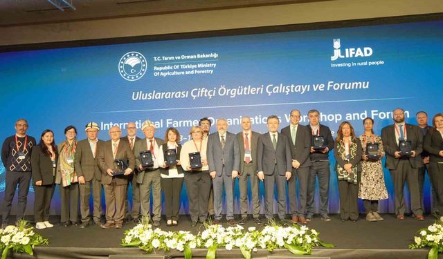 Bakan Yumaklı'dan zirai don açıklaması: 'Geneli itibarıyla bir zirai don hadisesi yaşanmadı'