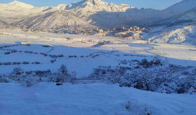 Batman'da nisan ortasında kar sürprizi