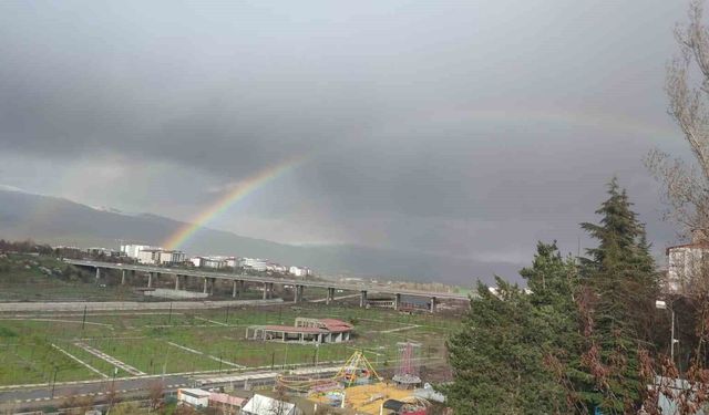 Bingöl'de gökkuşağı görsel şölen oluşturdu