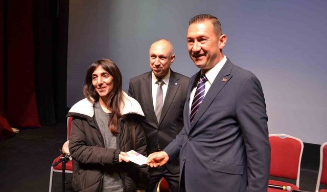 Bor'da 'İyileştiren Kütüphane' temasıyla Kütüphane Haftası kutlandı