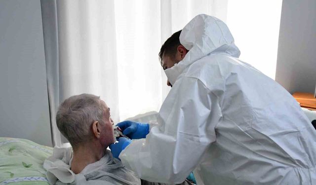 Büyükşehir Belediyesi, yakın berber ve evde bakım hizmetleri vatandaşın yanında