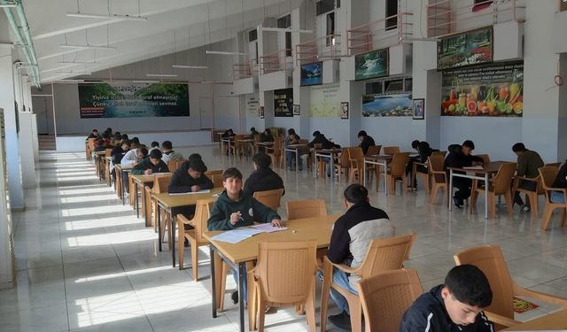 Eğil Belediyesinden öğrencilere deneme sınavı