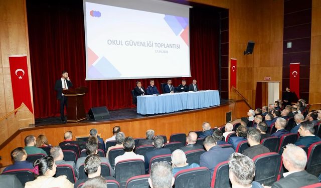 Kahta'da okul güvenliği toplantısı düzenlendi