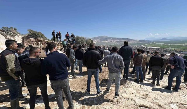 Karamanlı'da vatandaşlar mermer ocağına karşı ayaklandı