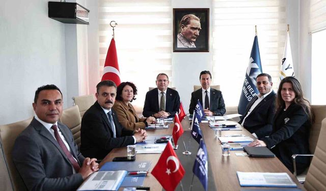 Kıyı Ege belediyeleri Ayvalık'ta buluştu